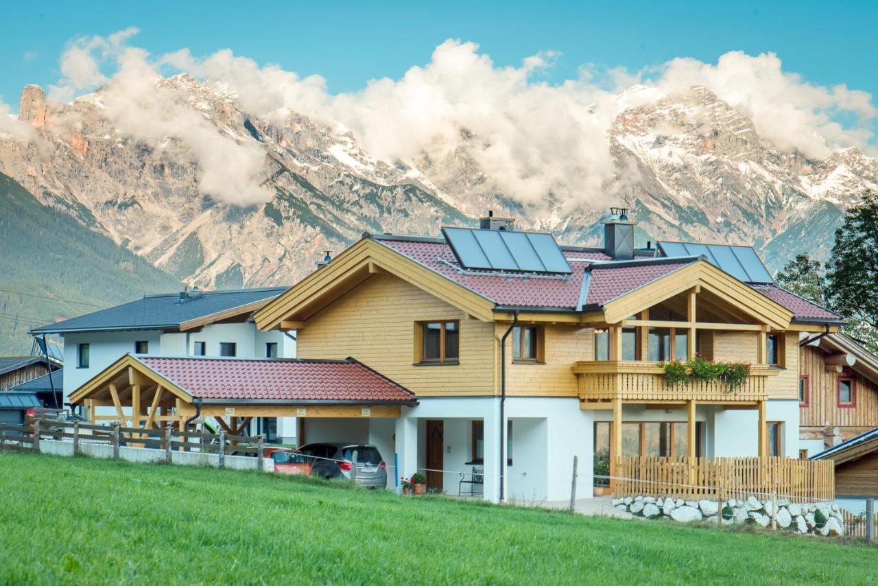 Penthousewohnung Mit Garten Sauna Pool Maishofen Esterno foto